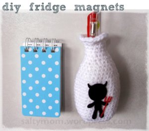 crochet fridge magnet