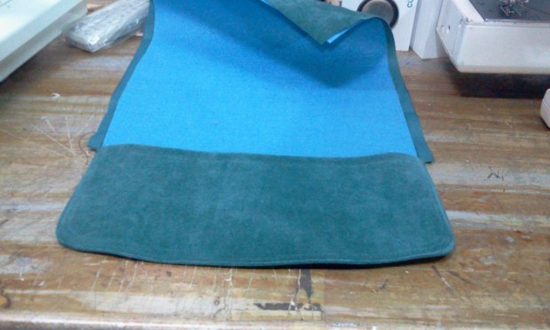 remake plastic file into suede clutch2