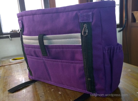 binding the bag opening by saltymom.wordpress.com