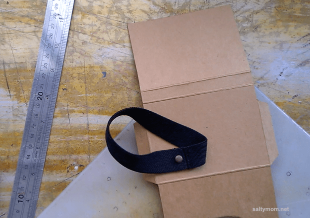diy cardboard wallet elastic band by saltymom.net