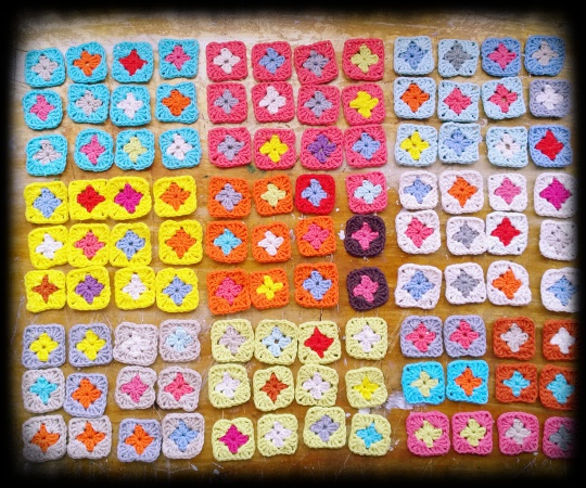 2 crochet granny squares configuration